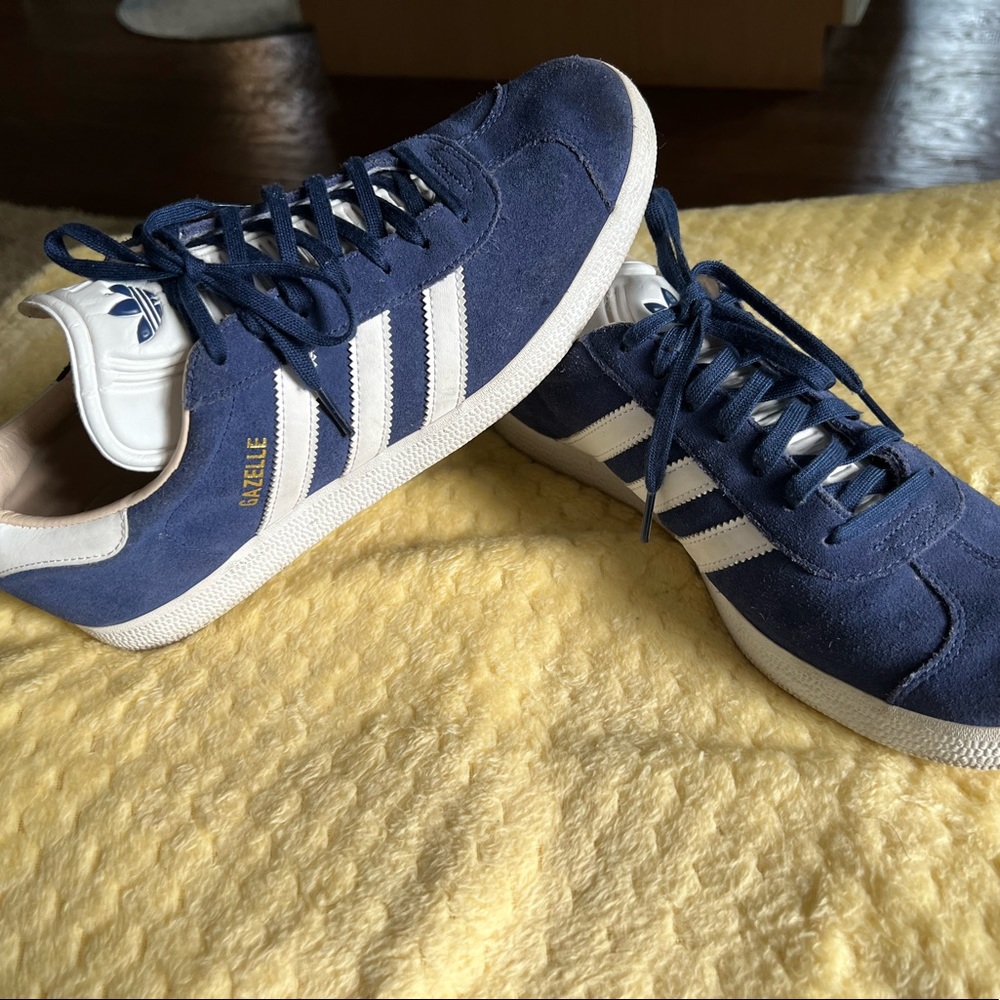 Mens Adidas Gazelles-Size 9.5-Blue Suede-Clean